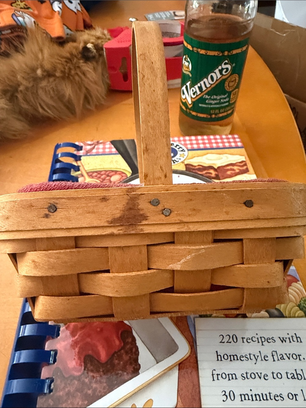 Longaberger Natural Tan Woven Picnic Basket with Wooden Handle